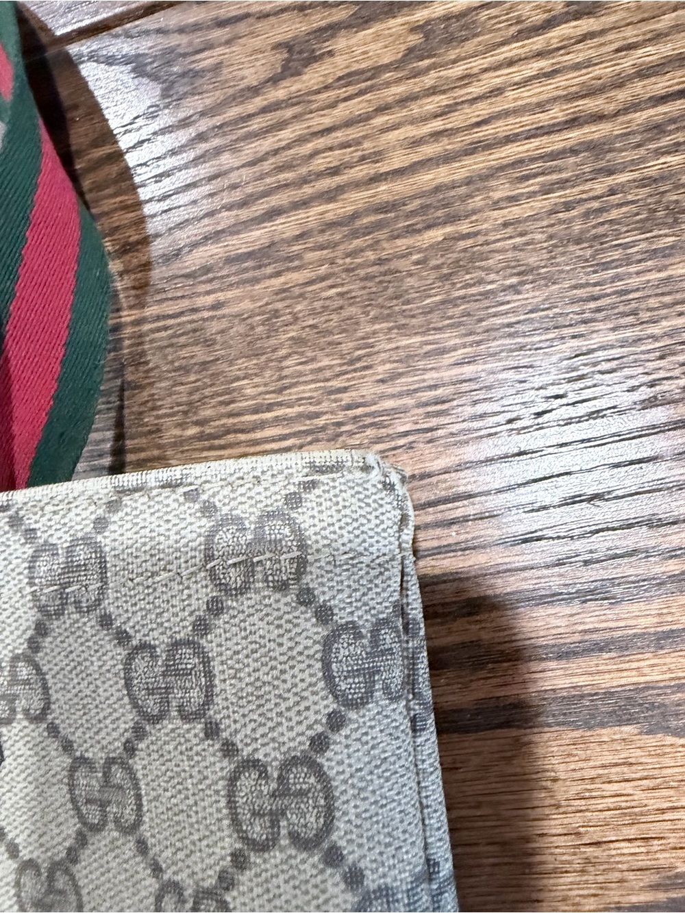 Gucci Beige GG Canvas Tote with Green-Red Web Handles - Picture 8 of 9